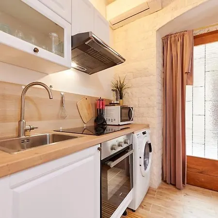 Studio Apartman Ivan Апартаменты Трогир