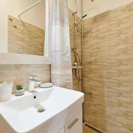 Studio Apartman Ivan *